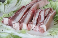 <b>猪肉价格下降41.1% 现在市场菜比肉贵</b>